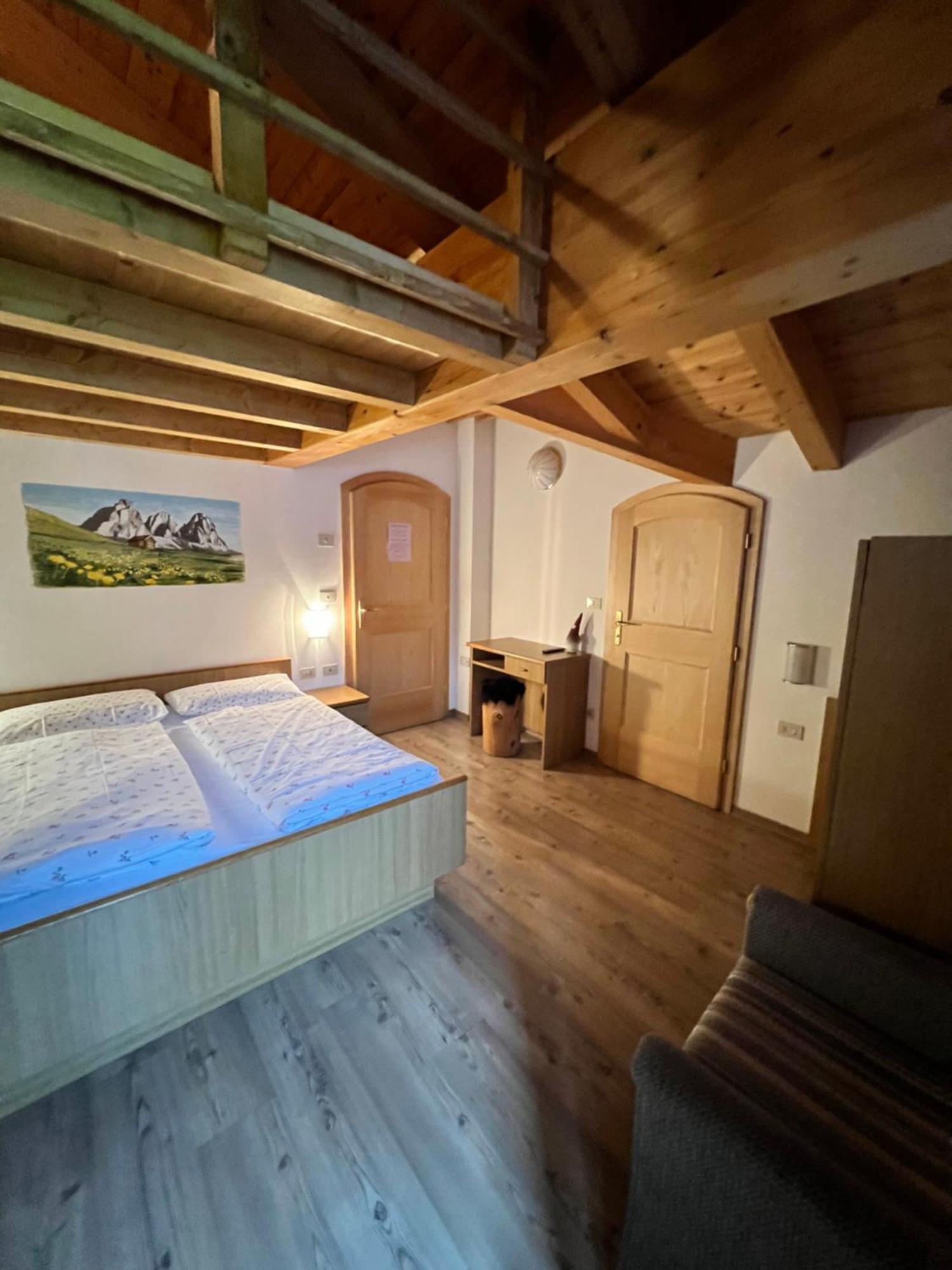 Garni Eden Bed And Breakfast Soraga Eksteriør bilde