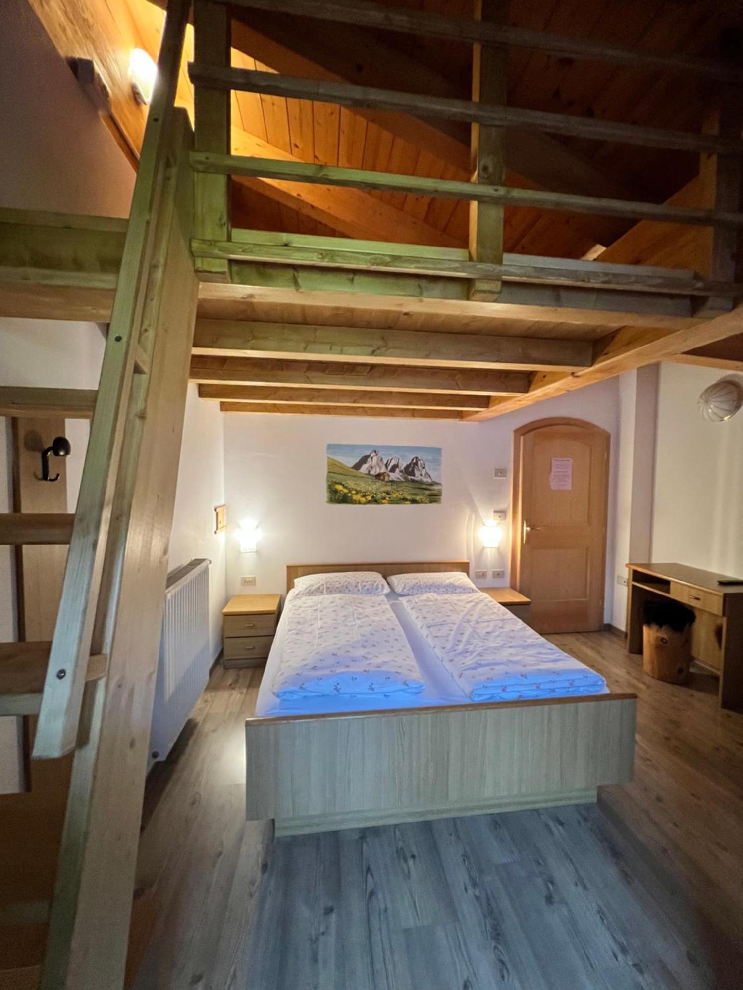 Garni Eden Bed And Breakfast Soraga Eksteriør bilde