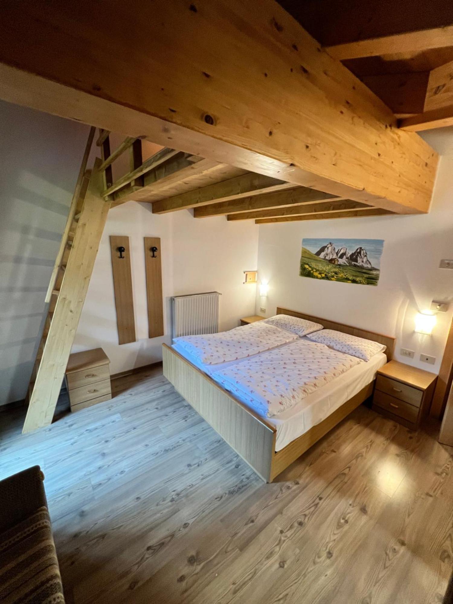 Garni Eden Bed And Breakfast Soraga Eksteriør bilde